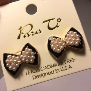 Bow Post Earrings